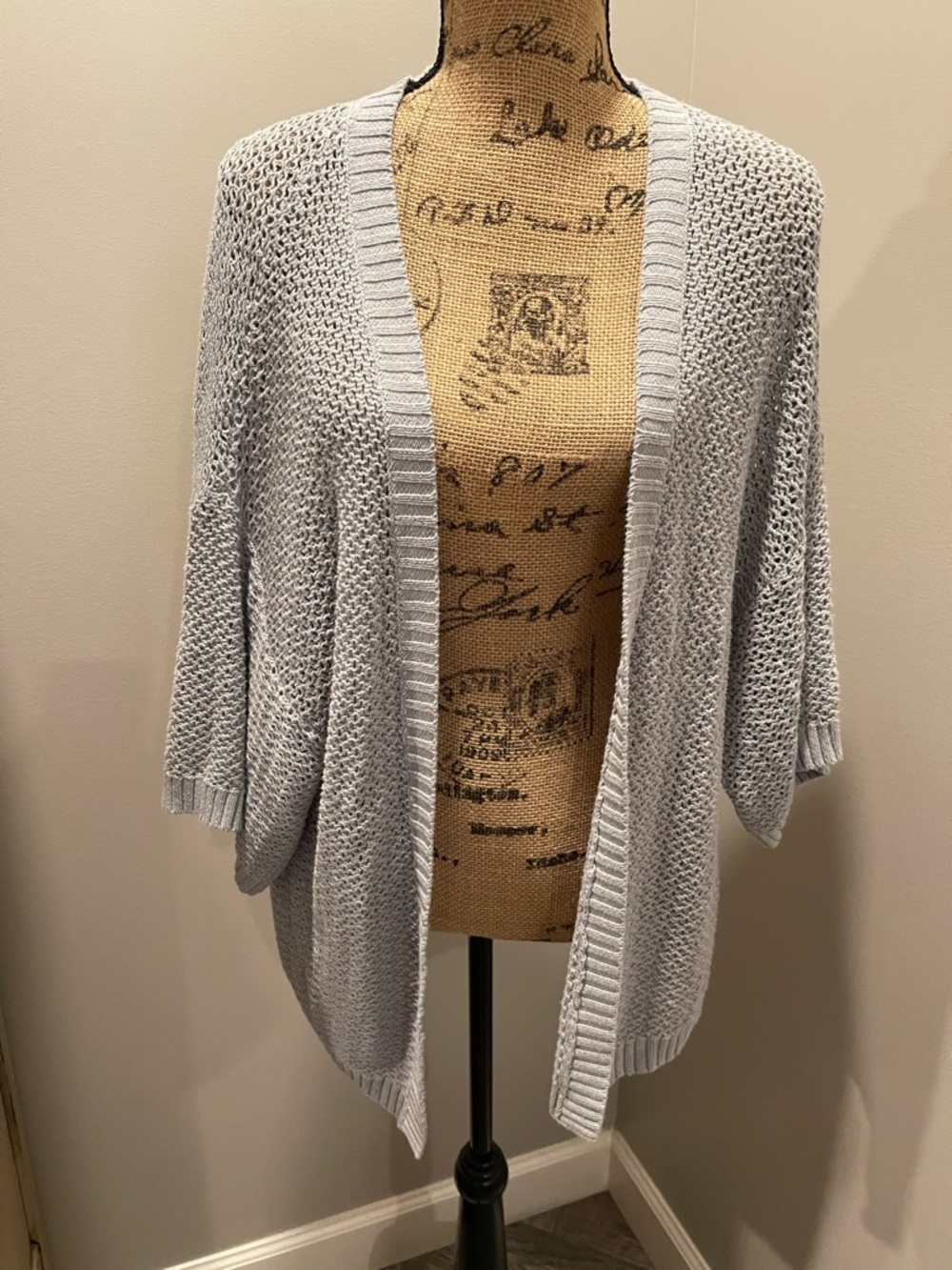 New Directions Light Gray Open-Front Knit Women’s Cardigan Sweater